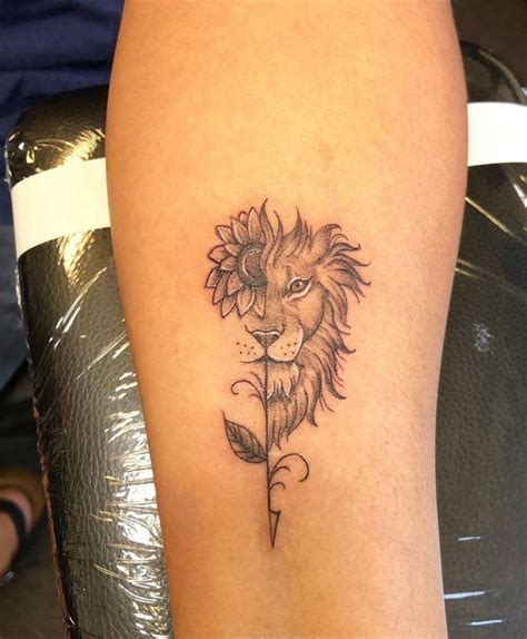 27 Powerful Lion Tattoo For Women With Meanings And Inspiration In
