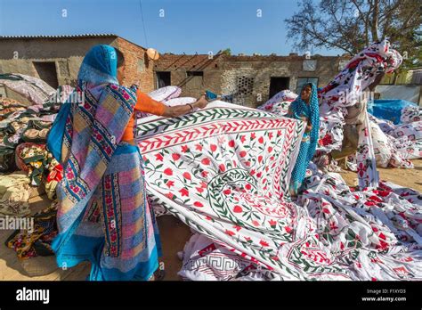 India Rajasthan State Sanganer Textile Factory Cutting Textiles