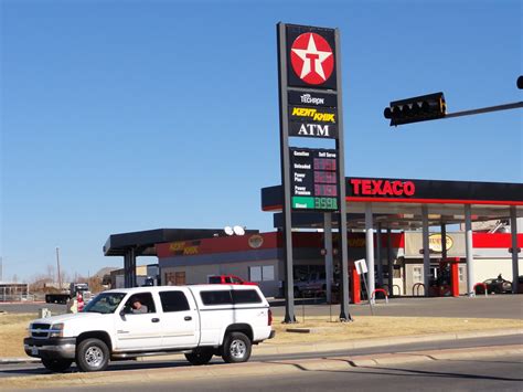 Texaco Gas Station Along Us Routes 5470 North White Sa Flickr