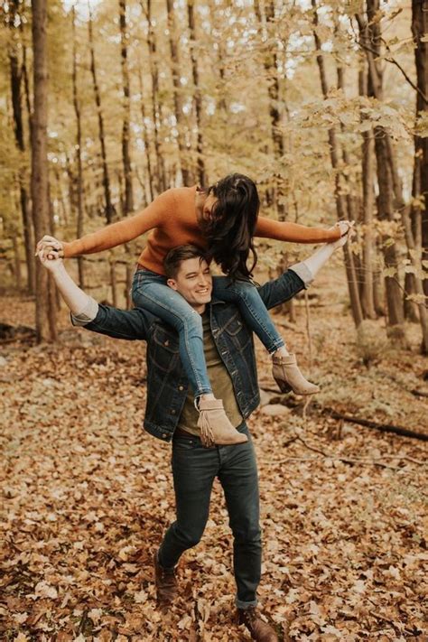 Fall Photography Ideas For Couples