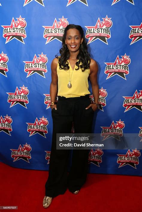 Swin Cash Of The Chicago Sky Poses On The All Star Red Carpet Prior