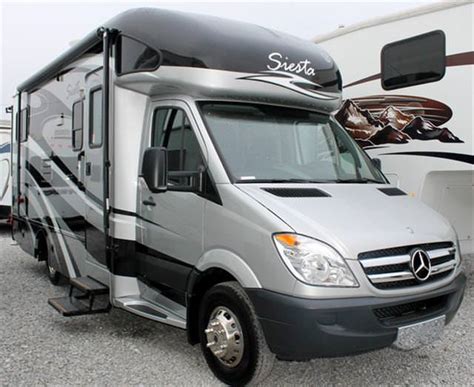 Class B Plus Fourwinds Rvs And Motorhomes For Sale