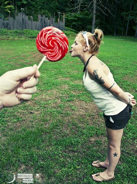 51 Incredible Forced Perspective Photography Ideas