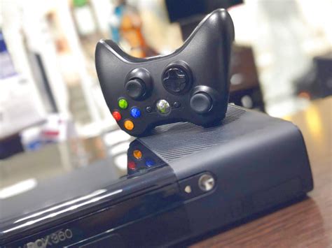 Купить Игровая консоль Xbox 360 E 4gb бу по выгодной цене Доставка