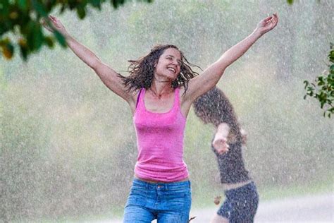 Lettin Loose Katie Holmes Dances In The Rain On Set Of New Film All