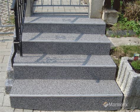 Herzlich willkommen bei homestone, jz neu ab anfang september bei uns im angebot!! Marmorix® - Steinteppich Verlegebeispiele | Treppen