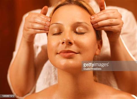 Indian Head Massage Photos And Premium High Res Pictures Getty Images