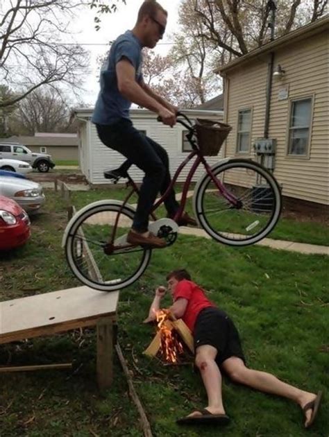 These People Definitely Deserve A Darwin Award 43 Pics