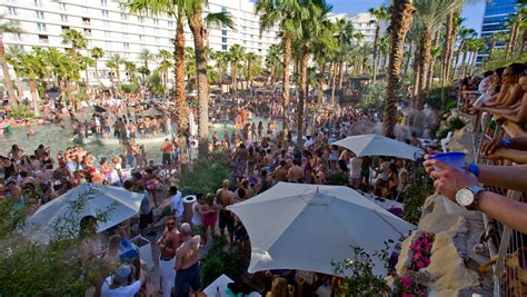 Guide Adult Topless Pools In Las Vegas