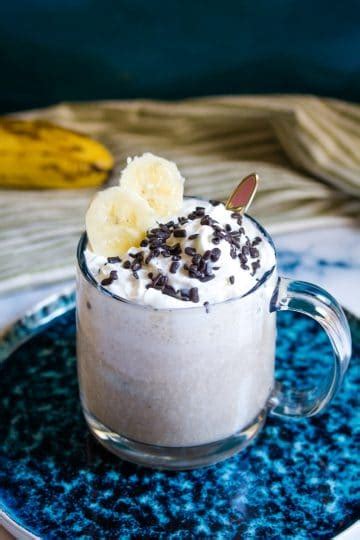 How To Make A Banana Milkshake Without Ice Cream I Knead To Eat