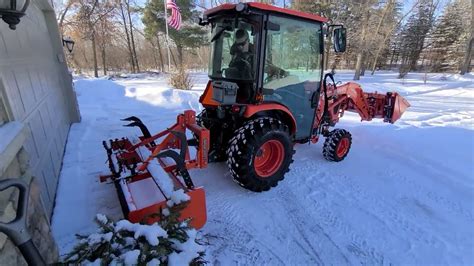 Box Blade Snow Removal With A Kubota Lx3310 Youtube