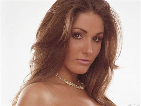 Lucy Pinder Wallpapers Hot Girl In Bra And Without Clothes