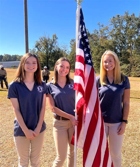 Pioneer Electric Cooperative Youth Tour opens opportunities for high