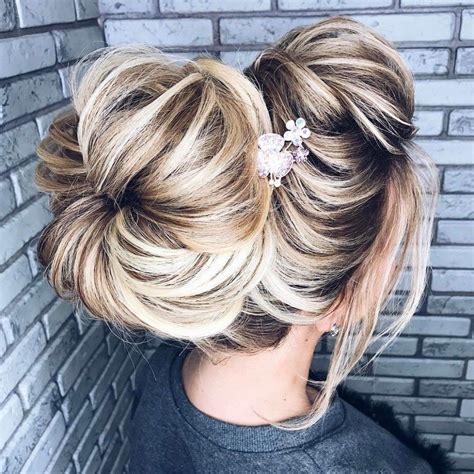 20 Volume Boosting Sock Buns Youll Love To Try Sock Bun Hairstyles