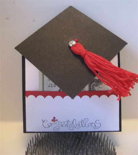 A graduation card is the perfect way to show the graduate how proud of them you are. 25 DIY Graduation Card Ideas - Hative