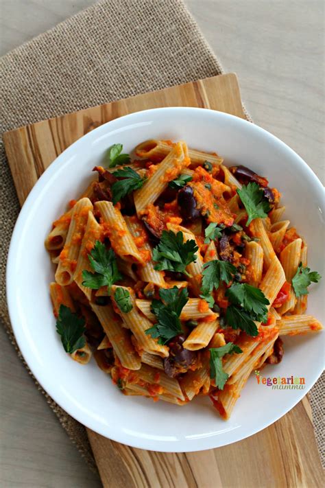 Garnish with parsley and parmesan and begin your new life. Roasted Tomato Sauce with Pasta - Vegetarian Mamma