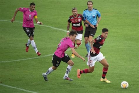 Assine e veja ao vivo. Athletico-PR x Flamengo pelo Brasileirão: onde assistir ao ...