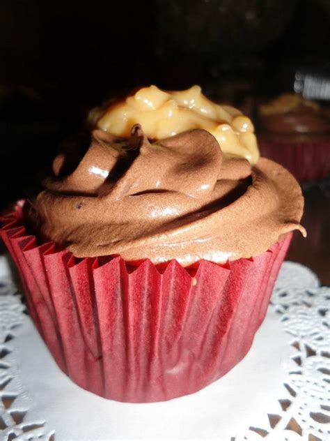 Simmer for 10 minutes while constantly stirring until bubbles start to form. German chocolate cupcake with chocolate frosting and ...