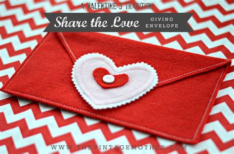 The Giving Envelope Valentine Day Crafts