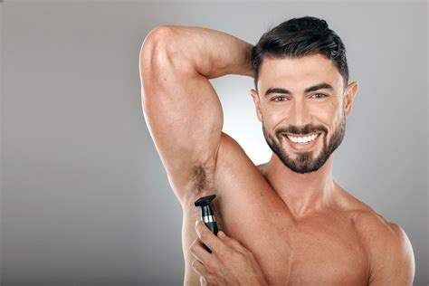 6 Tips For Choosing A Hair And Body Trimmer