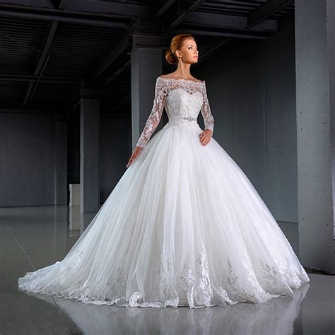 Hot Sale New Design Lace Ball Gown Wedding Dress 2015 Pretty Boat Neck Long Sleeve Wedding