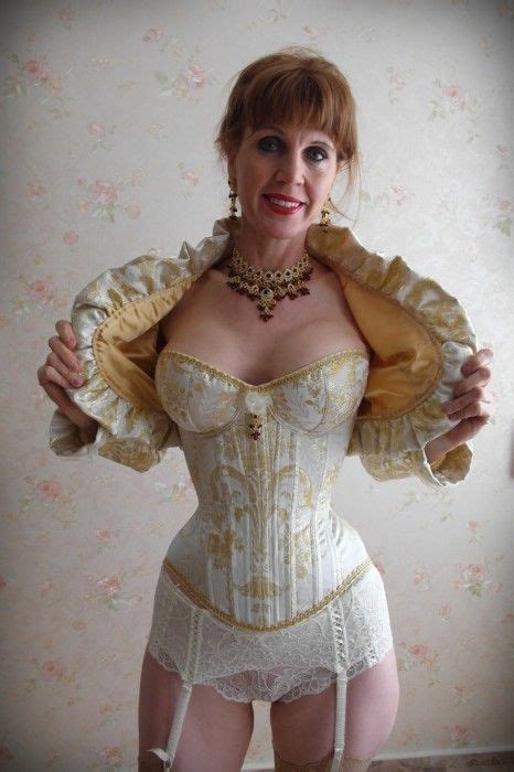 From German Atelier Corsets And More Korsetts Von Doris Müller This Style Intrigues With Its