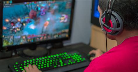Here's how much Filipino gamers make from e-sports | Coins.ph