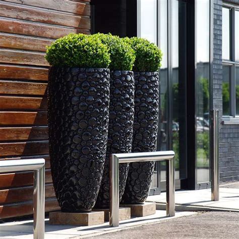 Sometimes, it's hard to scroll through and find the. Large 380 dia Round Black Indoor Outdoor Planter Home ...