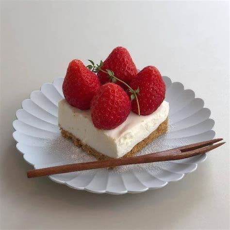 Cheesecake recipe such as this fruits of the forest cheesecake is the fruit itself.what. #red #cake #fruit #aesthetic #strawberry in 2020 | Cafe ...