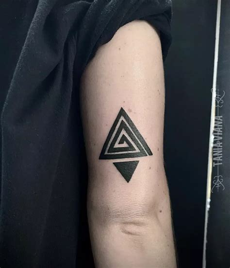 101 Amazing Triangle Tattoo Designs You Need To See Outsons