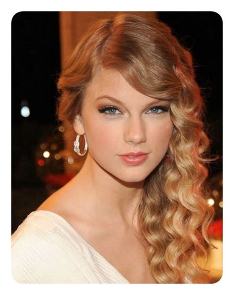 45 Beautiful Loose Curl Hairstyles For Girls Nicestyles Prom