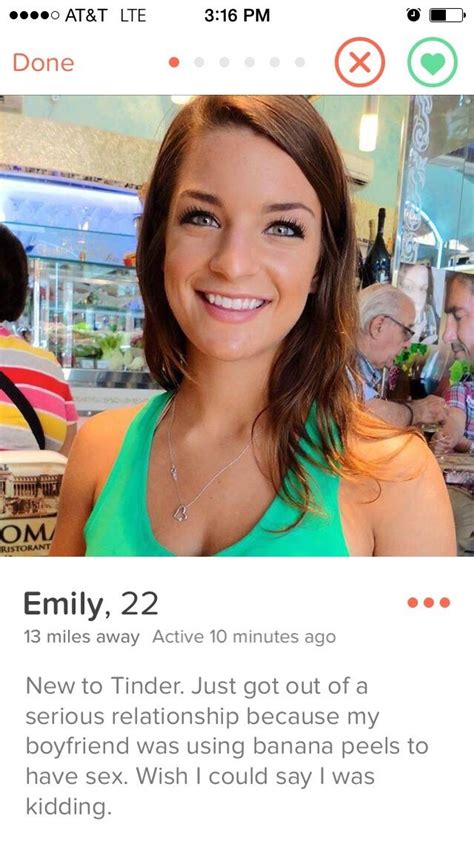 44 Tinder Profiles That Are Filled With Craziness Funny Gallery Funny Tinder Profiles Tinder
