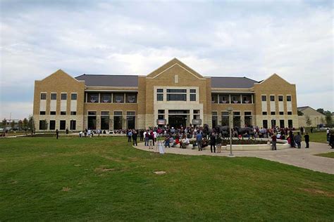 Mcmurray Middle School Texas A And M Veterinary School