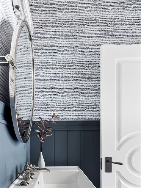 Bold Wallpaper Bathroom Wallpaper Wallpaper Trends Wallpapers