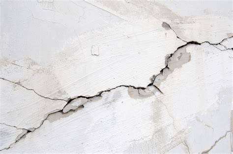 Crack On Wall Cause And Effect Home Design