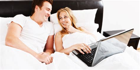 Couples Who Are Open About Porn Use Report More Relationship Satisfaction Huffpost