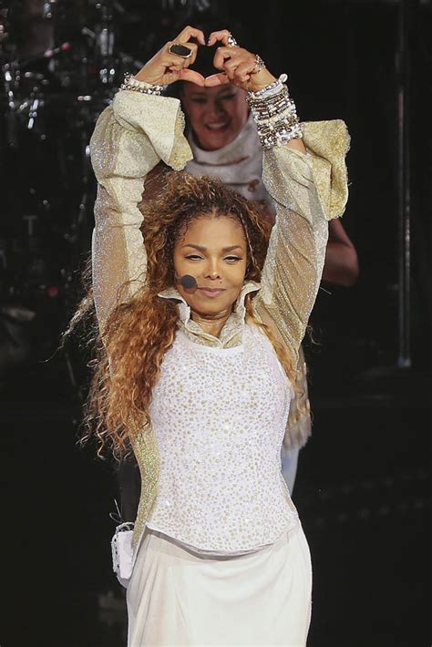 Janet Jackson Opens Her Unbreakable Tour In Vancouverlainey Gossip Entertainment Update