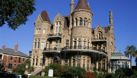 10 Must See Castles In The United States
