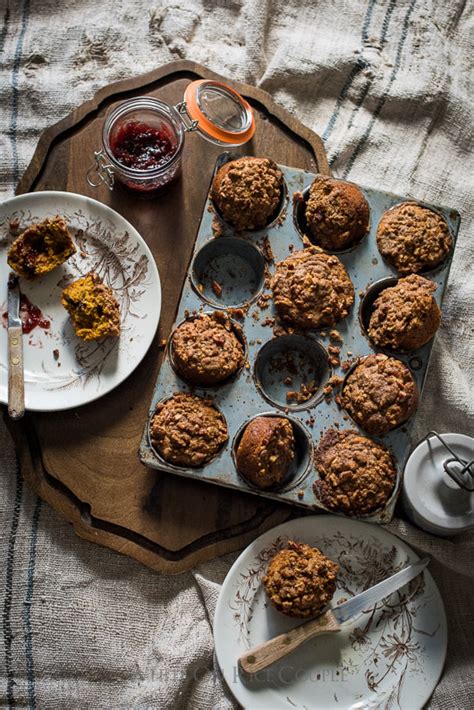 Pumpkin Spice Muffins Recipe With Crumb Topping