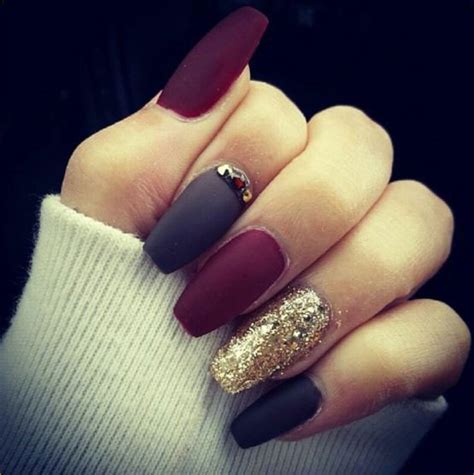 Matte nails should absolutely be at the top of your list for your next trip to the salon. 45 Cool Matte Nail Designs to Copy in 2019 | StayGlam