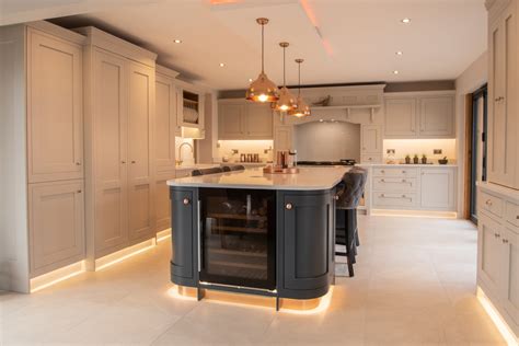 Bespoke Traditional Shaker Kitchens Hand Crafted By Kingswood