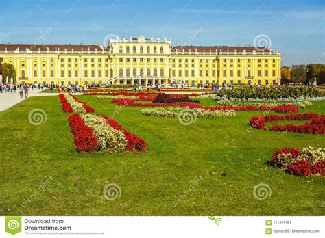 Schonbrunn Palace In Vienna Austria Editorial Photo Image Of Palace