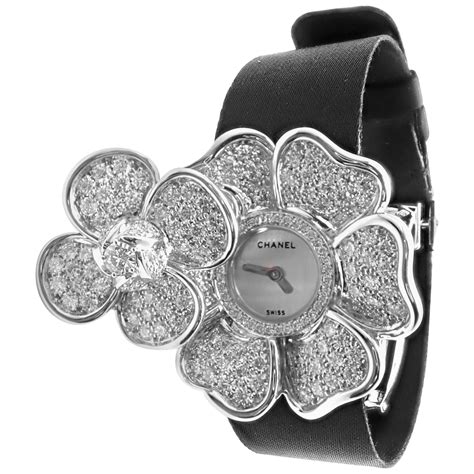 Chanel Ladies White Gold Diamond Secret Camélia Quartz Wristwatch At