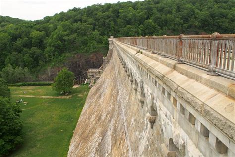 Downstream Wall Of The New Croton Dam View From The Crest Walkway