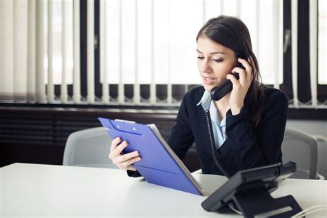 9 Professional Ways For How To Answer The Phone At Work Big Bucks Blogger