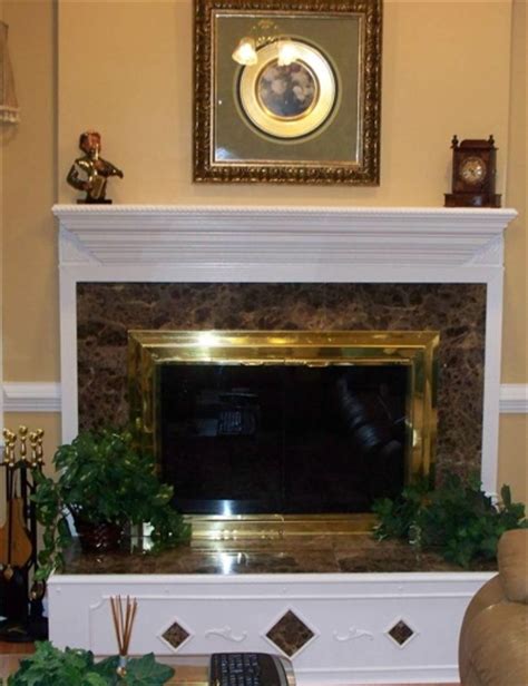 Just in case you're still finding yourself hooked on the idea of making a wonderfully rustic surround for your fireplace but you just haven't quite seen the one that grabs you yet, here's another concept for your consideration! Do it Yourself Fireplace Remodels