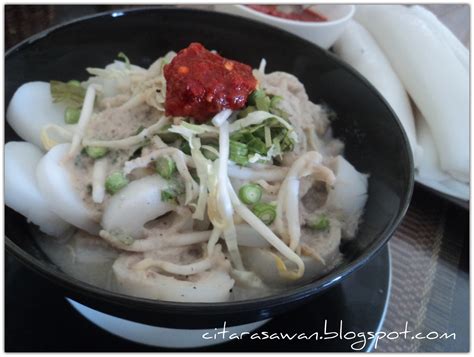 Antara makanan kelantan yang paling popular di seluruh malaysia ialah laksam. Laksam Kelantan ~ Resepi Terbaik