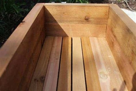 Learn how to build a freestanding diy cedar planter box that will dress up any patio or deck. Planter Box | Buy a Cedar Planter Box Kit Online at ...
