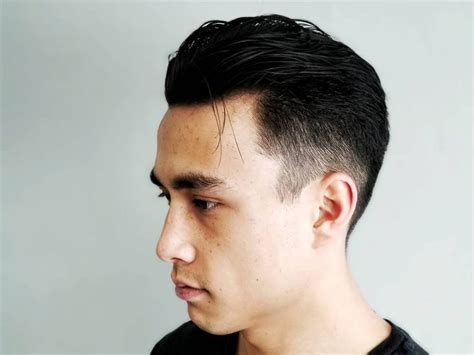 Model Rambut Yang Cocok Untuk Wajah Bulat Pria Makin Kece Yang