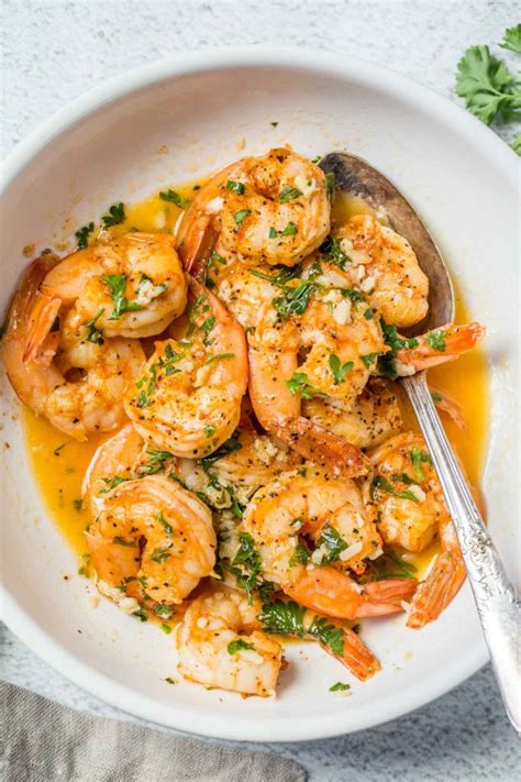 An Easy Shrimp Scampi Recipe Made With Shrimp Tossed In A